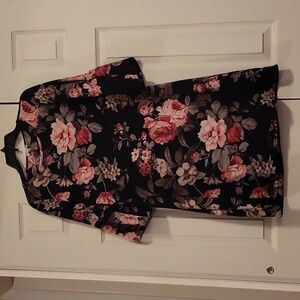 Black floral dress size small